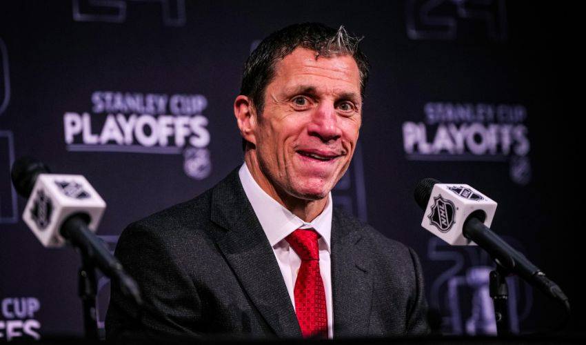 Carolina Hurricanes re-sign coach Rod Brind'Amour and staff to multi-year deals