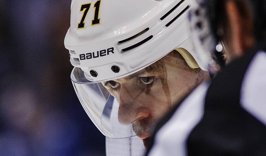 Evgeni Malkin of the Pittsburgh Penguins poses for his 2007 NHL News  Photo - Getty Images