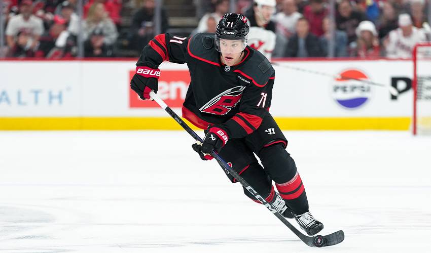 Carolina Hurricanes reach 3-year, $9.5 million extension with forward Taylor Hall