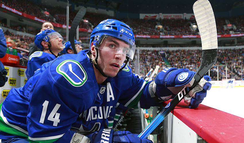 Vancouver Canucks on X: Alex Burrows loves Montreal for 3 reasons: family,  friends & the Habs. Growing up in Quebec made him a fan for life.    / X