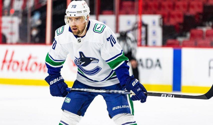 Vancouver Canucks sign forward Tanner Pearson to three-year extension