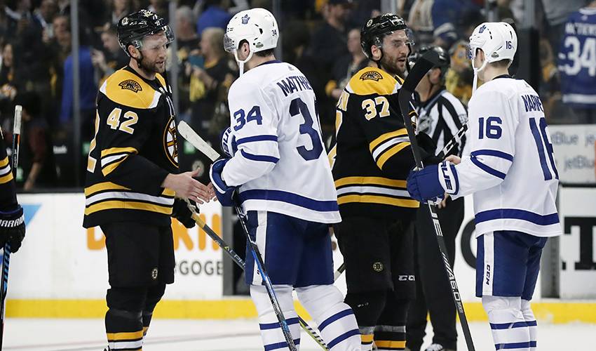 Bruins advance with 7-4 win over Maple Leafs in Game 7