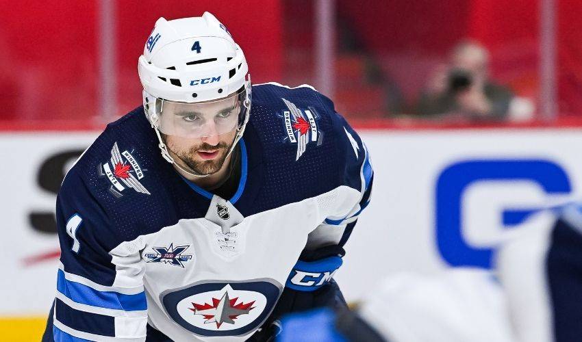 Jets sign veteran defencemen Neal Pionk to four-year, $23.5M deal