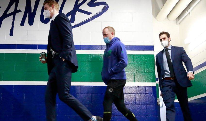 Ten Canucks players back on ice after COVID-19 outbreak sweeps through team