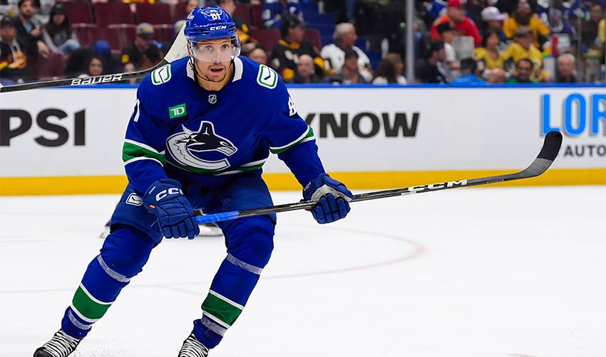 Maple Leafs acquire forward Dakota Joshua from Canucks for 2028 fourth-round pick