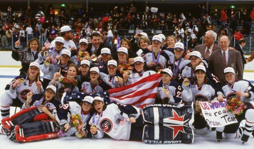 Defining Moments in Female Hockey History