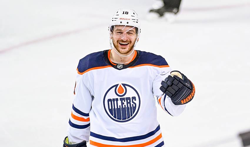 ZACH HYMAN OT WINNER GAME 4 *GOAL CALL REACTION* #OILERS #LAKINGS #NHL 