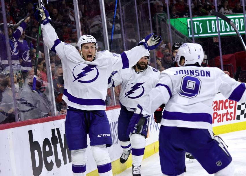 Fans keep Amalie Arena buzzing when Lightning are at home or away