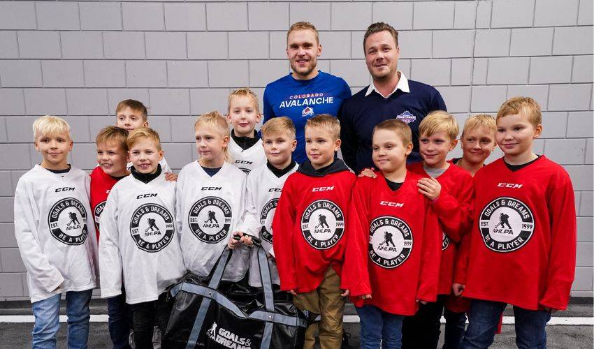 Mikko Rantanen helps make lifelong hockey memories for the youth of Finland