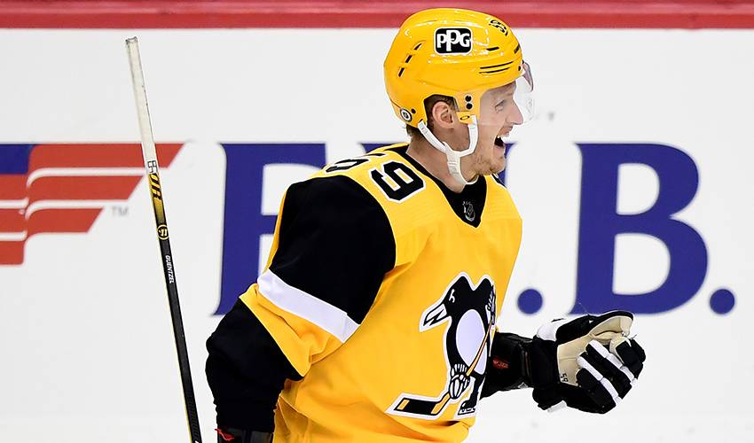 University days helped set foundation for Guentzel's NHL career, twice