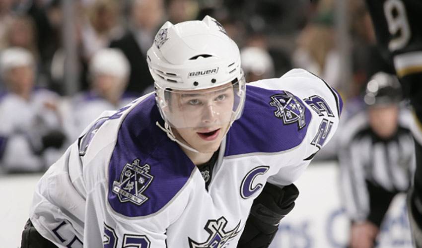 Dustin Brown, Kings look to hold court in 2010-11