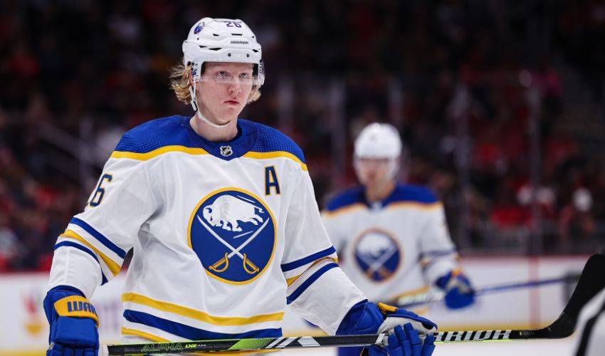 Rasmus Dahlin signs eight-year extension to stay in Buffalo