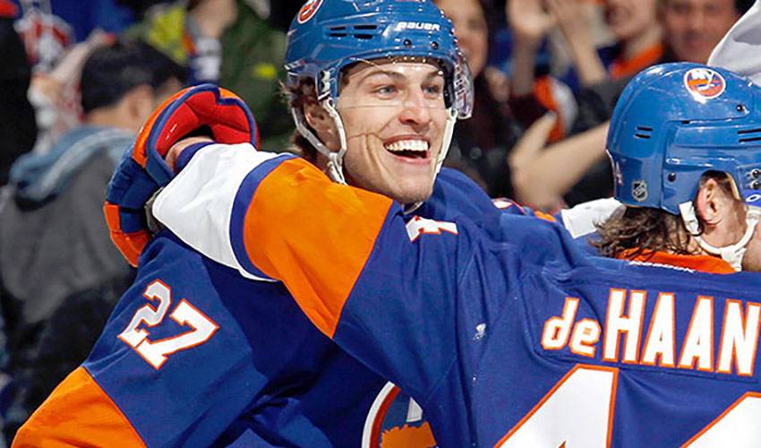 A Year Since Anders Lee's Injury, 'Right Now, I'm Grateful' - New York  Islanders Hockey Now