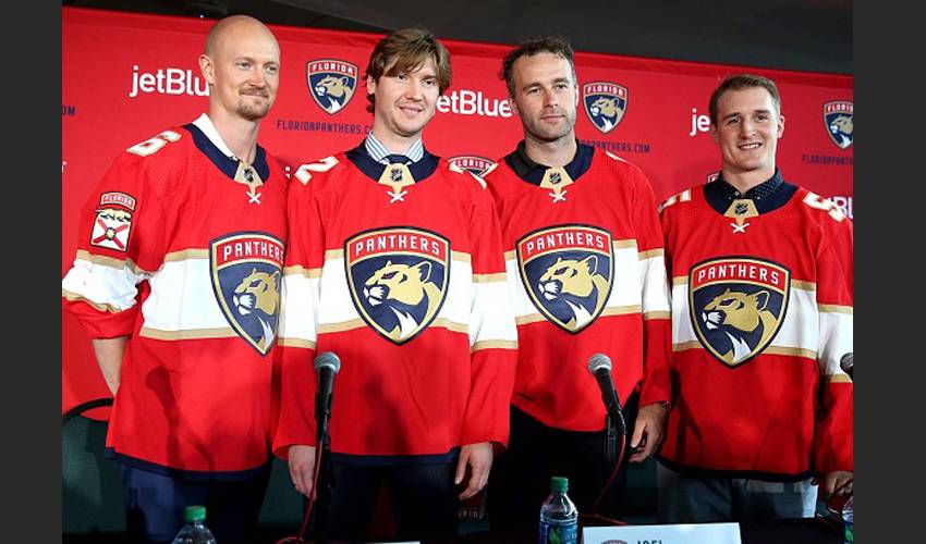 Florida Panthers land Bobrovsky, and now thinking big