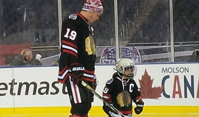 Jonathan Toews Grants Nicholas’ Make-A-Wish Dream