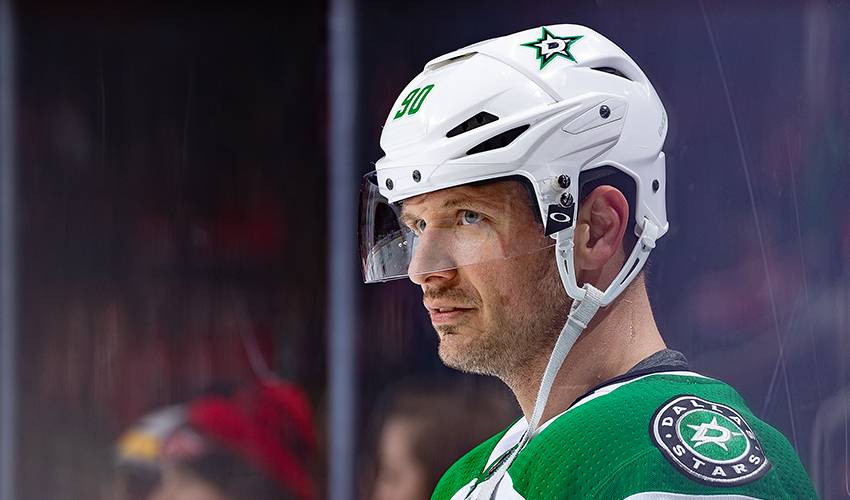 Spezza turns back the clock with his eighth career hat trick as Leafs  hammer Canucks