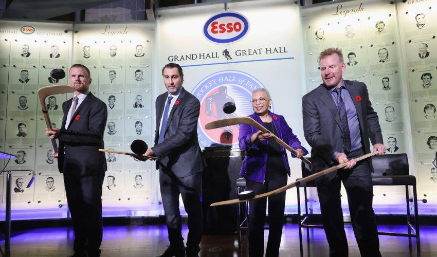 Hockey Hall of Fame welcomes six players in 2022 induction class