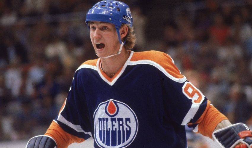 Wayne Gretzky rookie card sells for US$3.75 million, smashing record