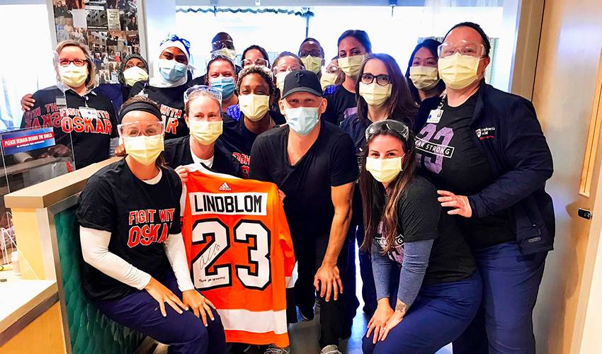 Flyers' Lindblom completes treatment for rare bone cancer