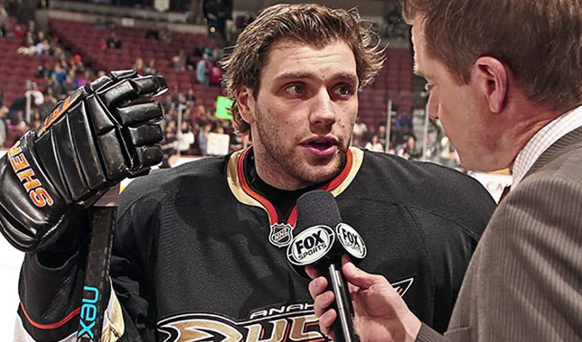 Bobby Ryan Grabs The Mic  For Sens TV