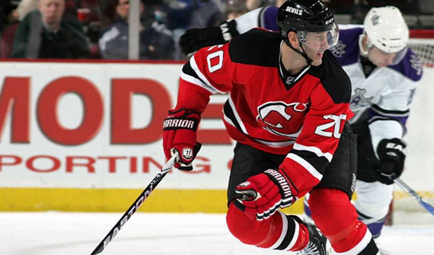 JAY PANDOLFO RETIRES AFTER 15 NHL SEASONS