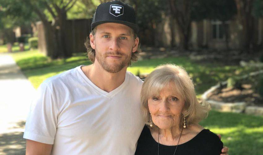 Blake Coleman recalls lessons learned from late grandmother during Hockey Fights Cancer month
