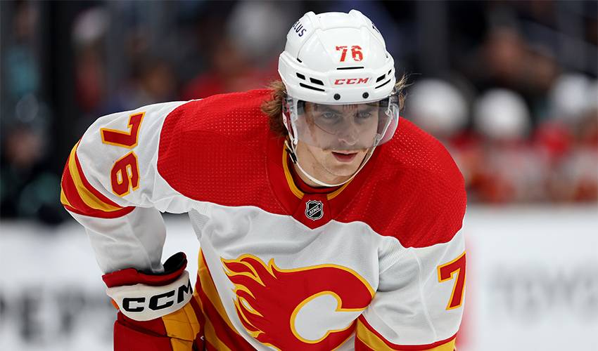 Calgary Flames sign Martin Pospisil to three-year contract extension