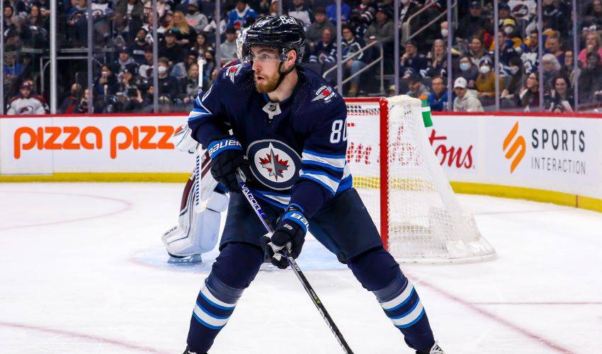 Jets forward Pierre-Luc Dubois accepts one-year, $6M qualifying offer