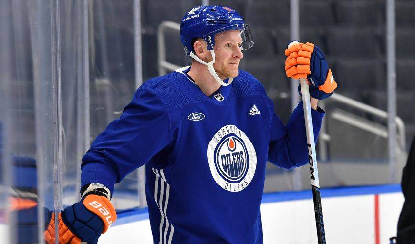Oilers sign forward Corey Perry for remainder of season