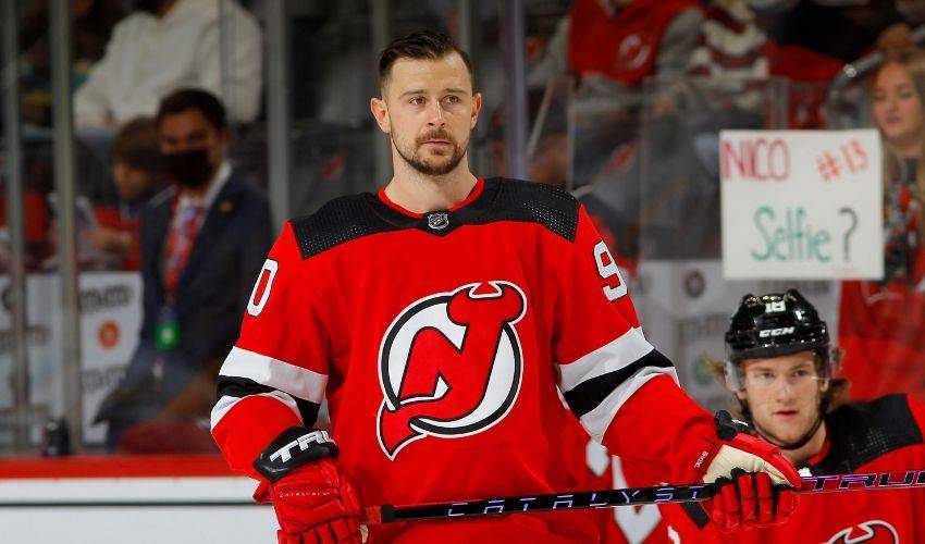 Tatar fitting in nicely with new Devils teammates