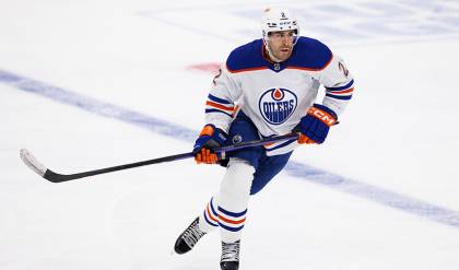 Oilers' Koskinen signs two-year contract in Switzerland