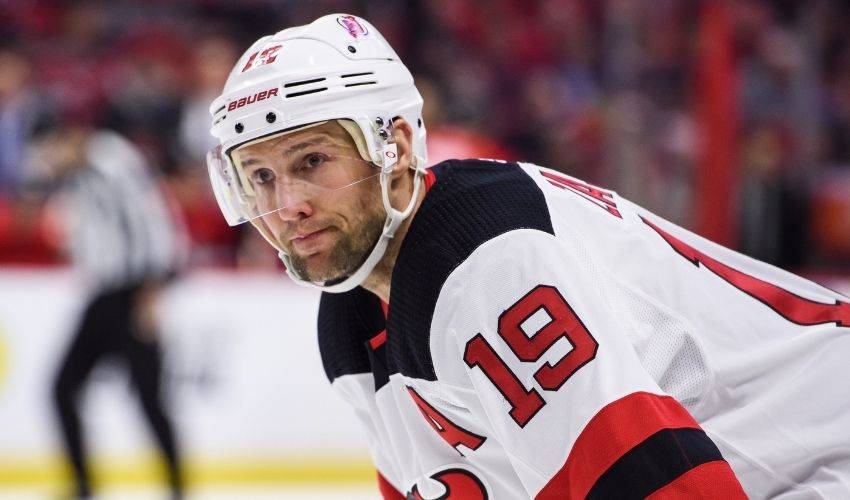 Travis Zajac signs one-day deal to retire a New Jersey Devil