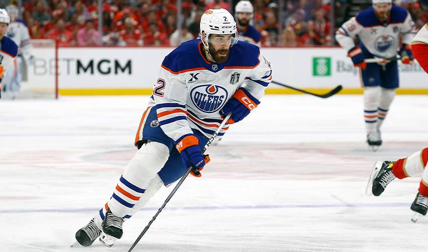 Edmonton Oilers sign defenceman Evan Bouchard to four-year, US$42M contract