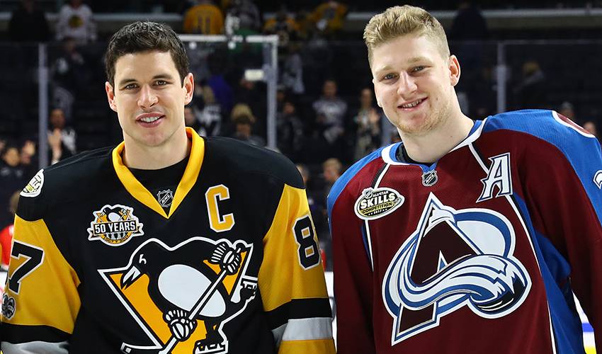 NHL - Sidney Crosby + Nathan MacKinnon. Couple of good ol' Cole Harbour  boys. (📸: IG/ mackinnon29)