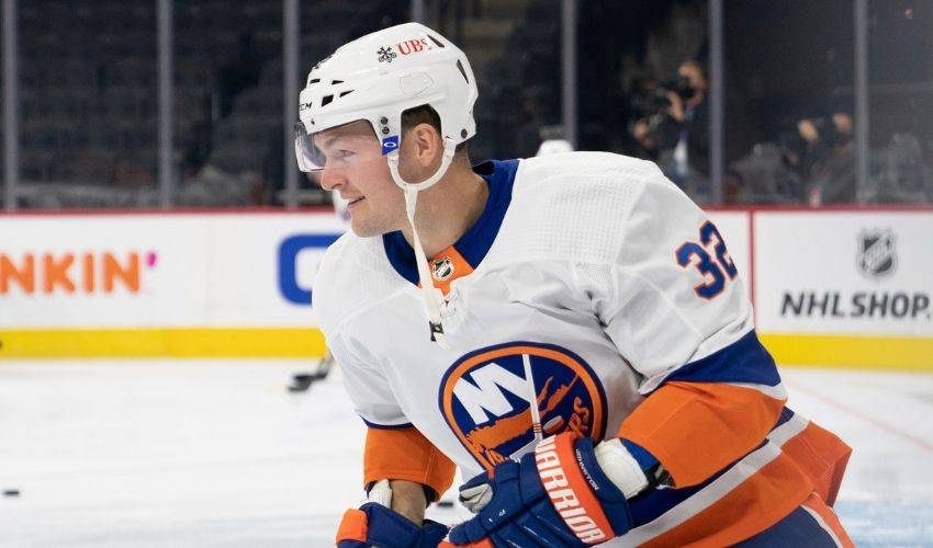 New York Islanders sign Ross Johnston to 4-year contract