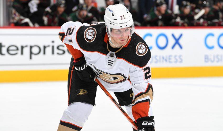 Lundeström agrees to 2-year, $3.6 million deal with Ducks