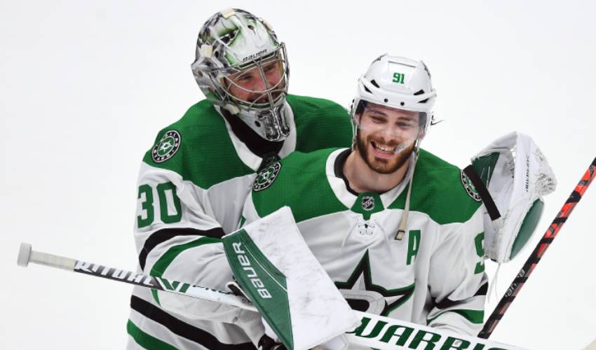 Stars teammates kept each other's spirits up, bodies ready