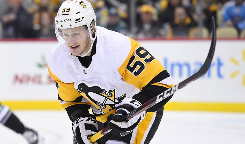Penguins re-sign Jake Guentzel to 5-year, $30M extension