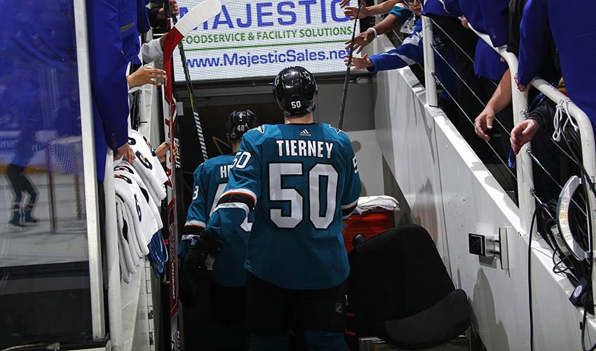 Forward Chris Tierney re-signs with Sharks for 2 years