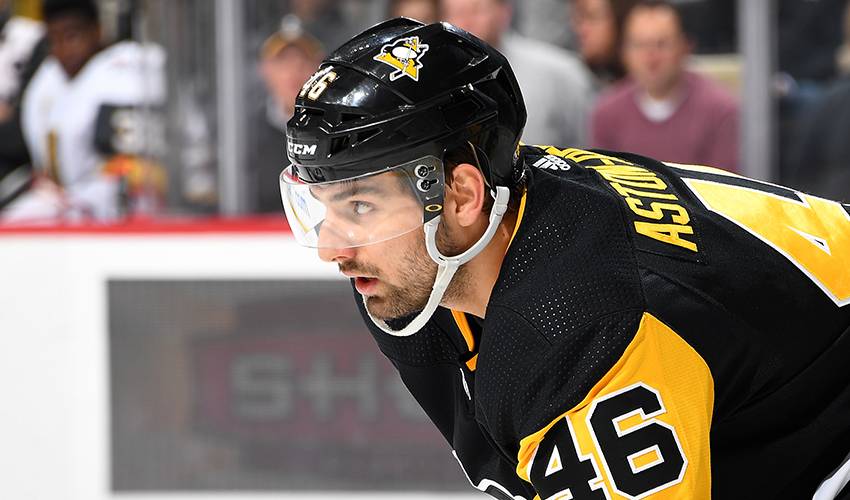 Penguins sign F Zach Aston-Reese to 2-year deal