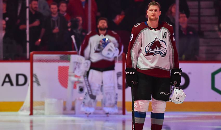 nathan mackinnon jersey 2019