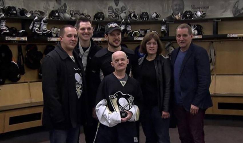 Sidney Crosby Surprises Cancer Patient At Morning Skate