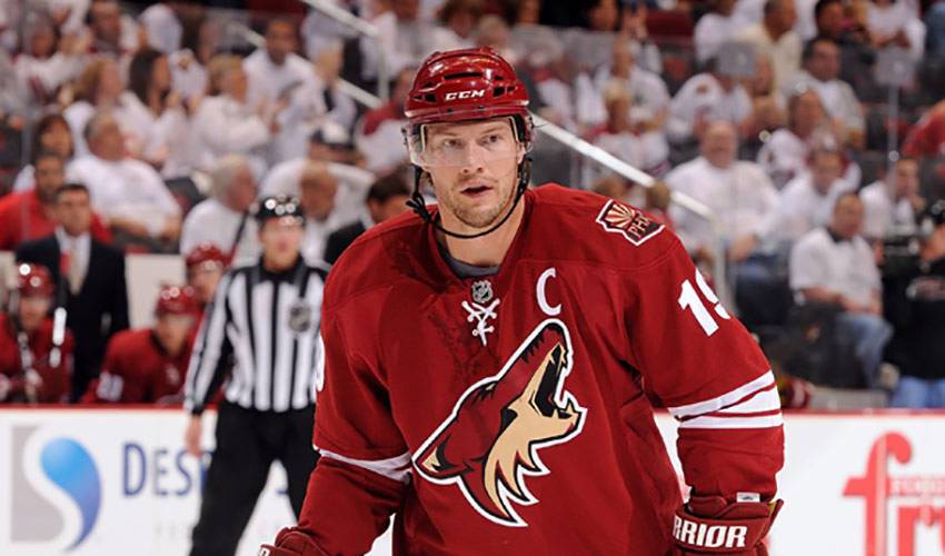 Doan the Coyotes Pack Leader