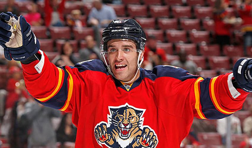 Rookie portrait Aaron Ekblad  Hockey players, Hockey senior