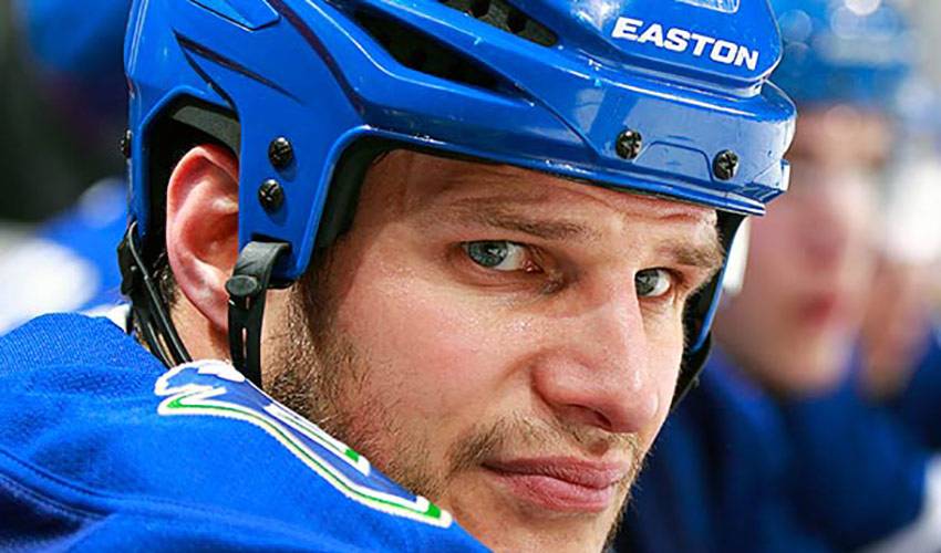 Anaheim adds Kevin Bieksa to the paddling – DobberHockey